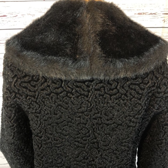 Vintage Persian coat in black with fur size medium - Picture 12 of 17
